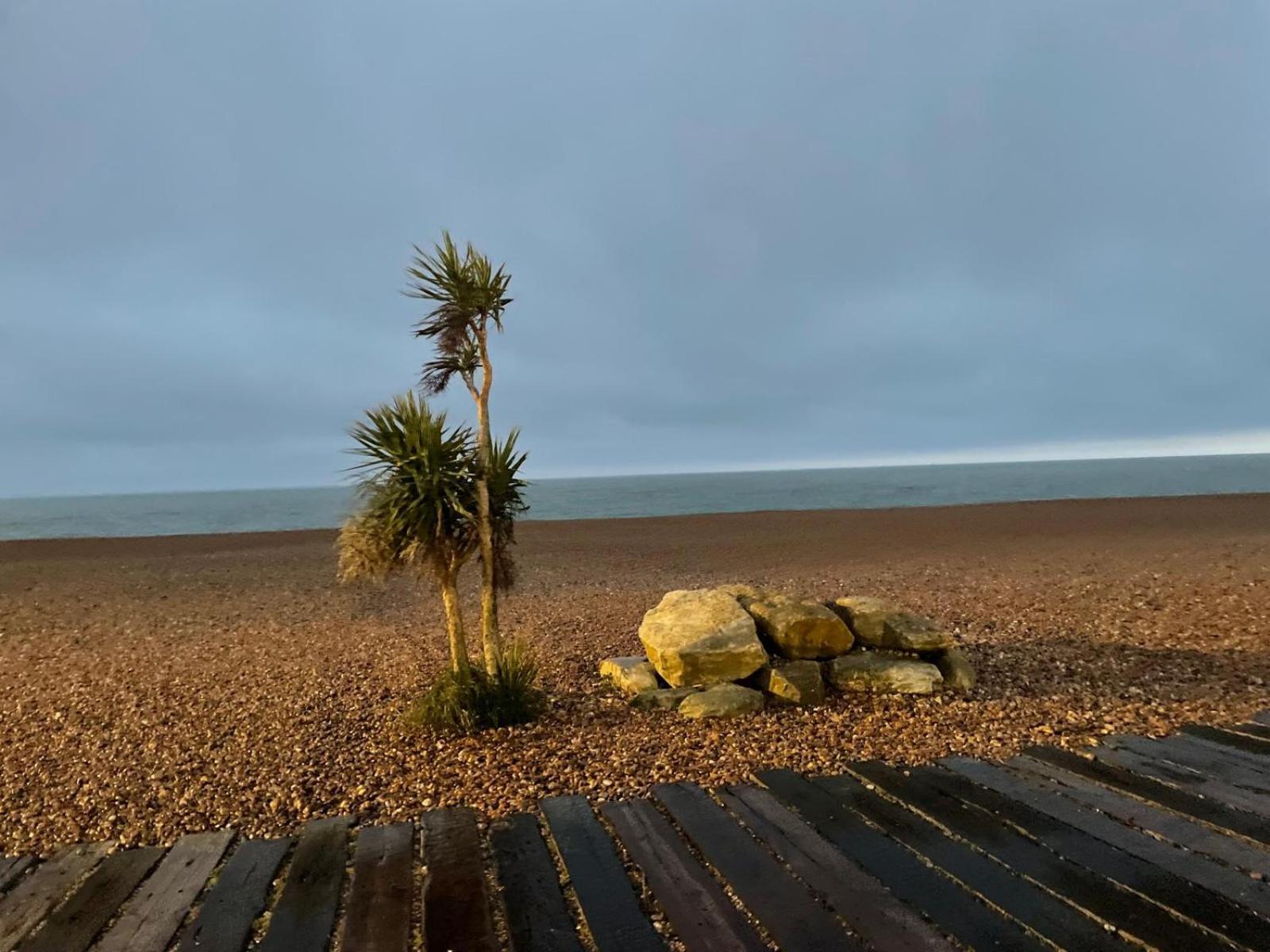 Cosy West End Flat Near Leas And Channel Tunnel Folkestone