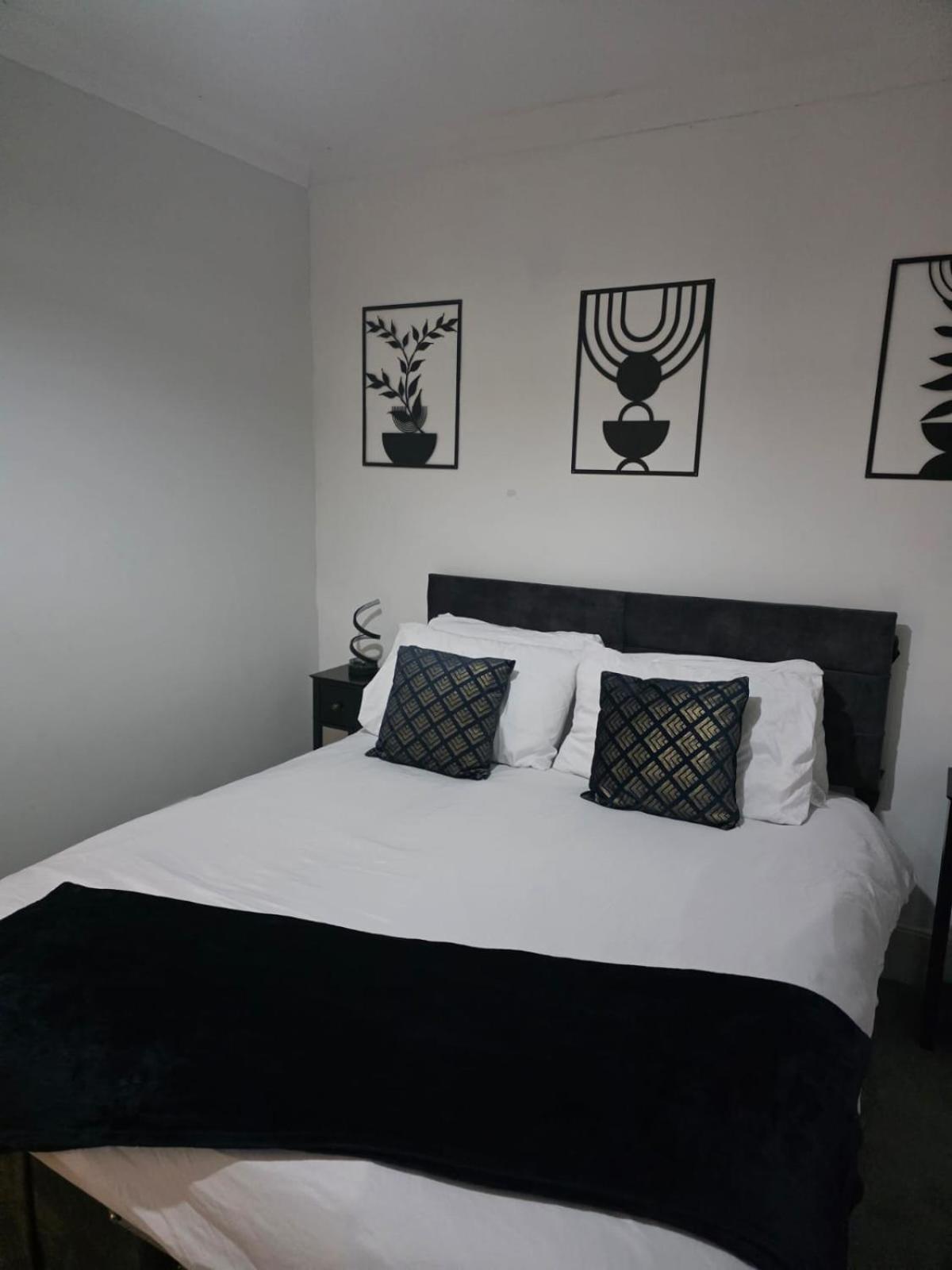 Cosy West End Flat Near Leas And Channel Tunnel Apartment *