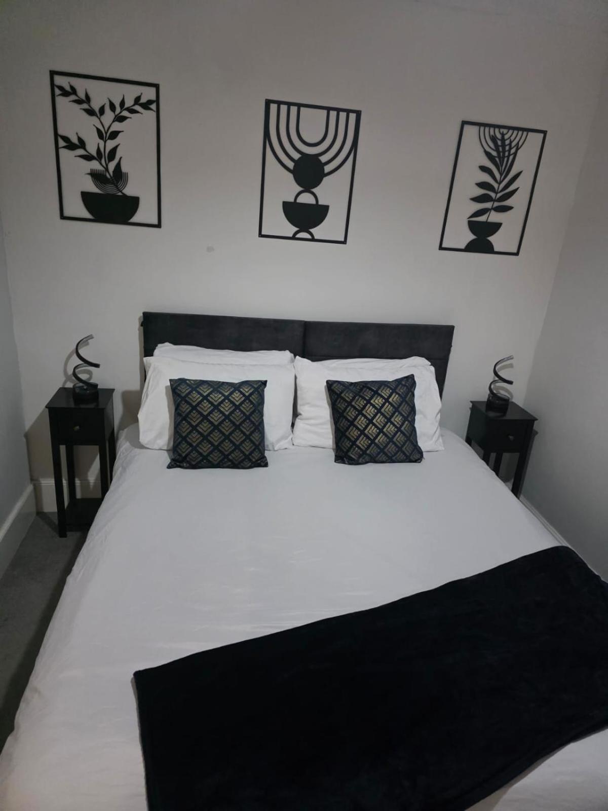 Cosy West End Flat Near Leas And Channel Tunnel Folkestone